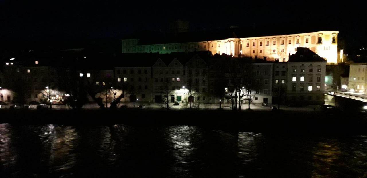 Apartment Ap 1 Im Zentrum Steyr, Bestrooms Eu ภายนอก รูปภาพ