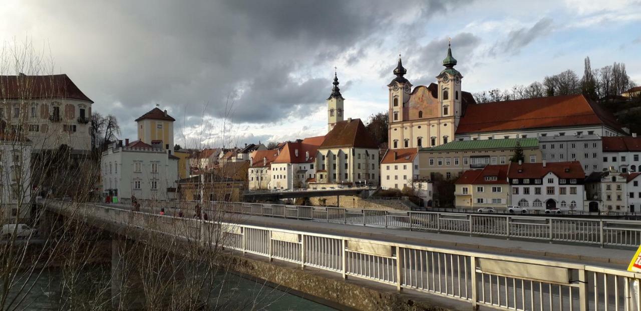 Apartment Ap 1 Im Zentrum Steyr, Bestrooms Eu ภายนอก รูปภาพ